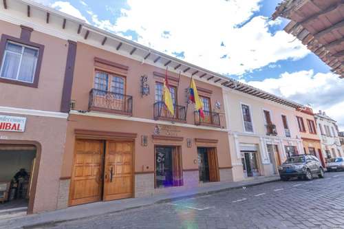 www.alejandrinahotel.com