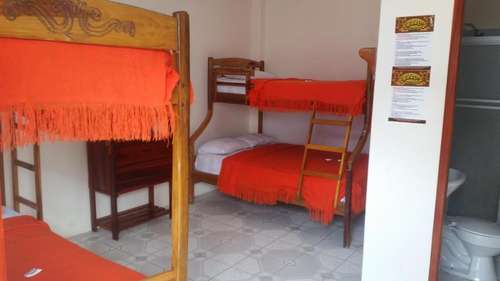 www.charoshostal.com