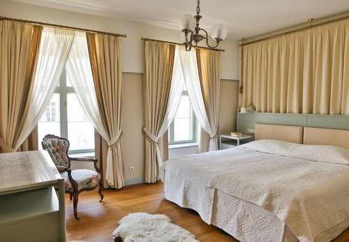 www.hotelantonius.ee