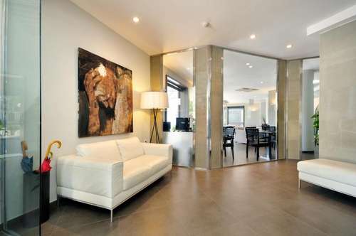 www.hotelavenidatossa.com