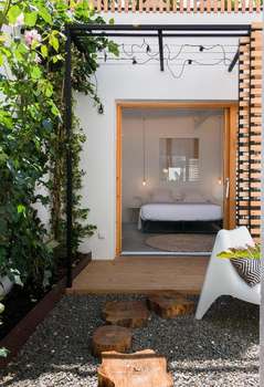 www.sodiumhotel.com