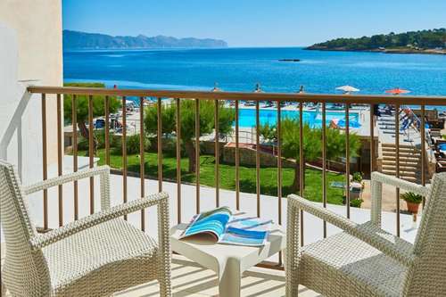 www.hotelmore.com
