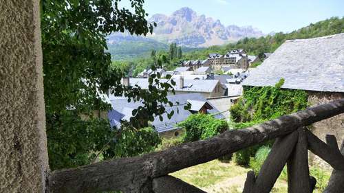 www.hotelmariana.com