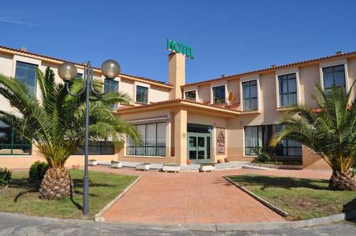 www.hotelalonsodemonroy.com