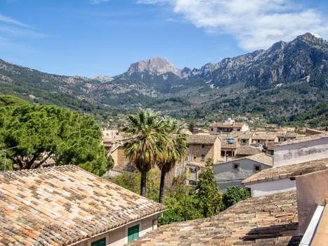 www.hotelcanabril.com