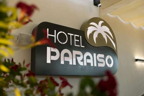 www.hotelparaisogranada.com