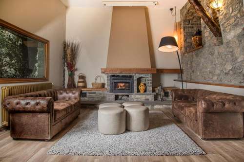 www.hotelrocaalp.com