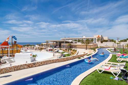 www.hotelsurmenorca.com