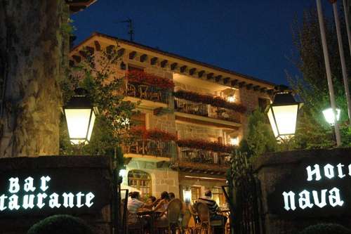 www.hotelnavareal.com