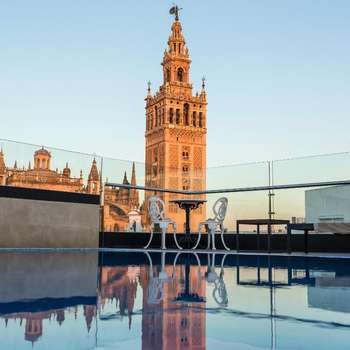 www.hotelcasa1800sevilla.com