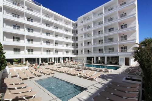 www.ilusionhotels.com