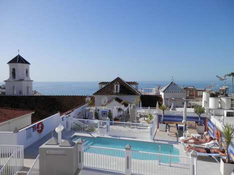 www.hotelpuertadelmar.es