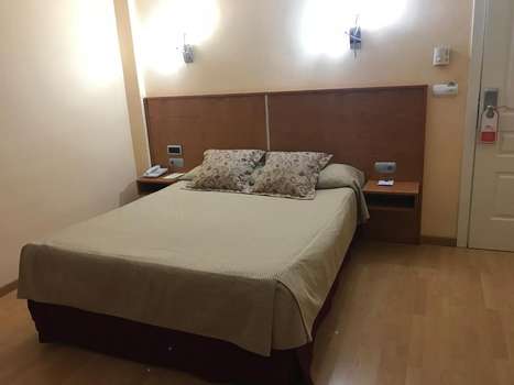 www.hotel-alfonsoviii.com