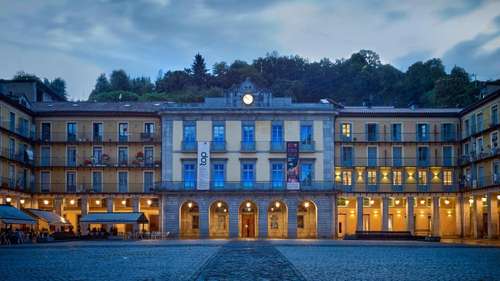 www.hotelbidebide.eus