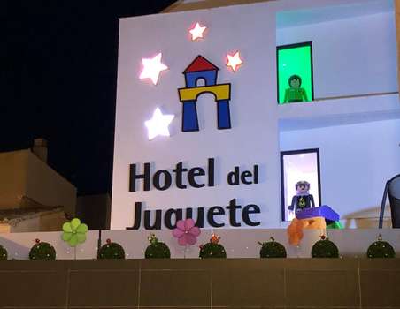 www.hoteldeljuguete.com