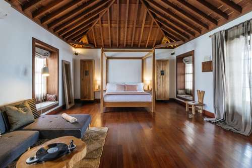 www.hotelpalacioico.com