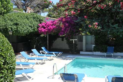 www.hotelmisty.com