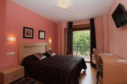 www.hotelhcsiguenza.com