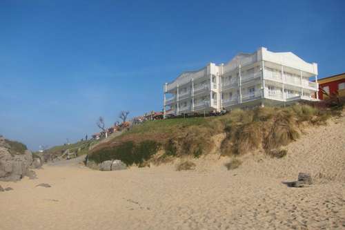 www.hotelpinedaplaya.com