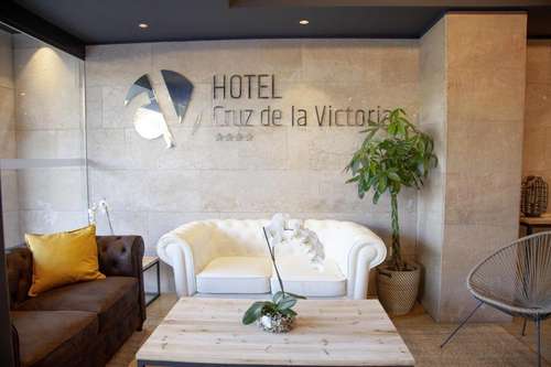 www.hotelcruzdelavictoria.com