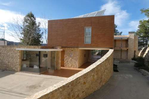 www.hotellarocha.com