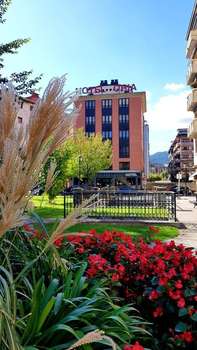 www.hoteloria.com