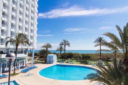 www.hotelplayasdeguardamar.com