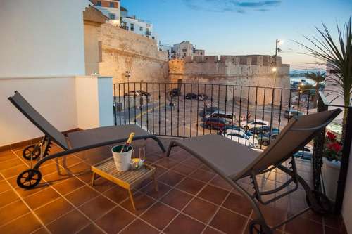 www.hotelbarraalta.es