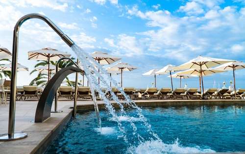 www.hotelmallorcanixepalace.com
