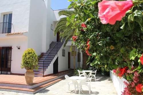www.elhotelcalifornia.com