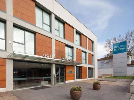 www.hotel-martorell.com