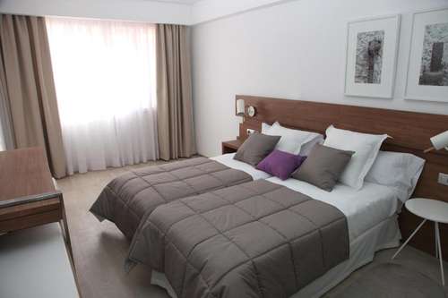 www.hotelgelmirez.com