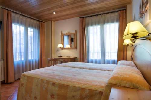 www.hotelpey.com