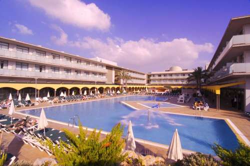 www.hotelmediterraneobenidorm.com