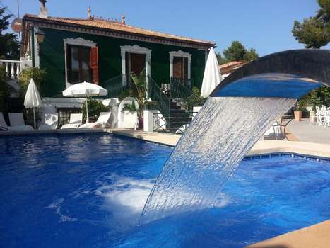 www.hotelpalauverd.com