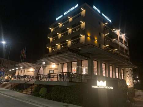 www.hotelmontemarllanes.com