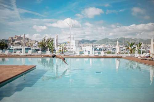 www.ibizacorso.com