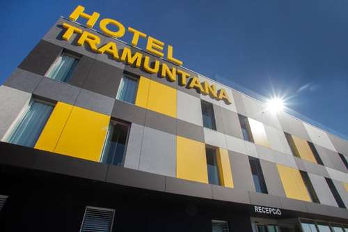 www.hoteltramuntana.com