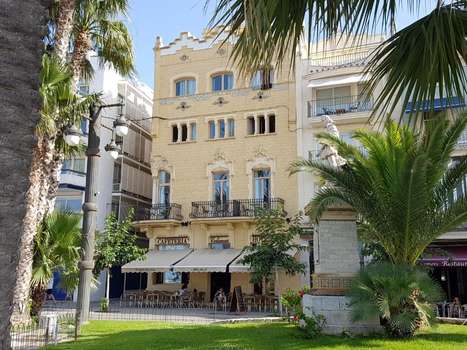 www.hotelcelimar.com