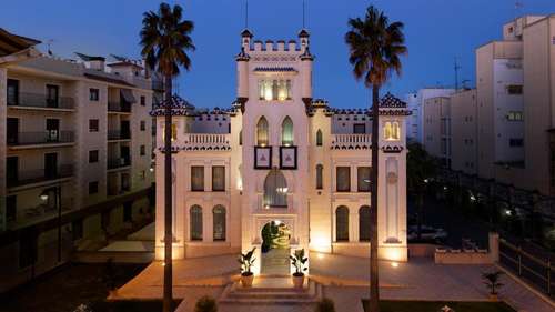 www.hotelkazar.com