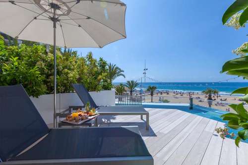 www.hotelcimbel.com