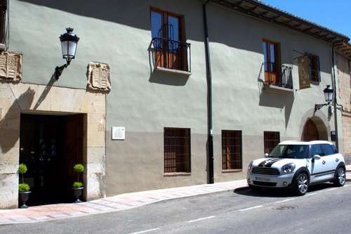 www.hostalelpalacio.com