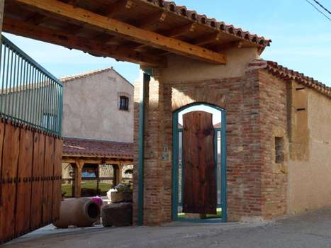 www.hotelruralelperdigon.com
