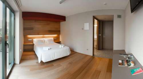 www.hotelolot.com