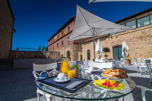 www.hotelcasinodeltormes.es