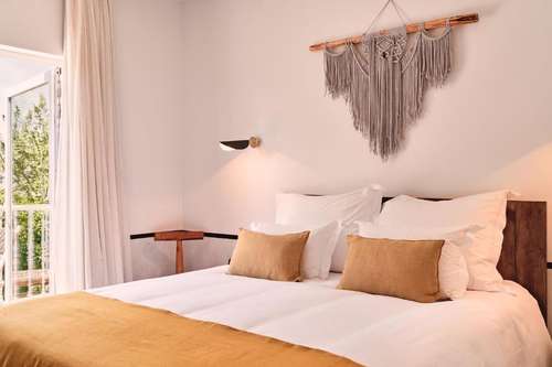 www.mikasaibiza.com