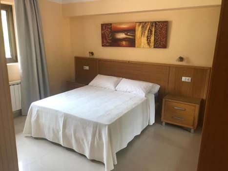 www.hotelaventurariosella.com