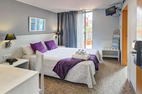 www.hotelnuevotriunfo.com