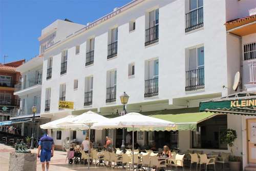 www.hotelcabello.com