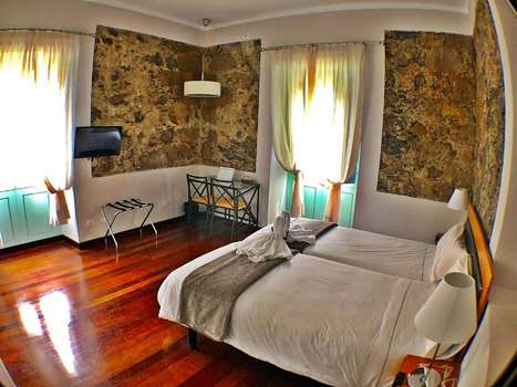 www.hotelruraltriana.es